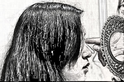 眼镜女孩的新生:眼鼻整形手术的魔力