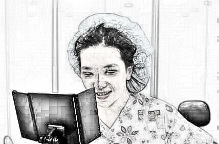 眼镜女孩的新生:眼鼻整形手术的魔力