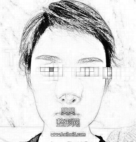 我的鼻子较为的一言难尽,不仅仅塌同时还是蒜头鼻,虽然眼睛比较好看,但是鼻子还是让我变成了路人甲