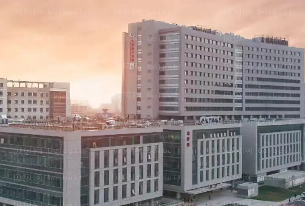 北京同仁医院哪位医生做双眼皮好(附双眼皮价格)
