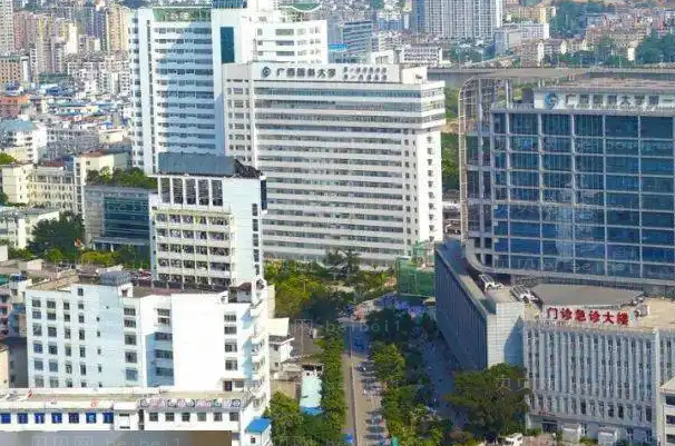 广西医科大学第一附属医院哪位医生做双眼皮好?医生排名前7名一览