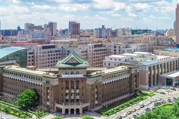 吉林大学第一医院哪个双眼皮做的好?医生排名前5名一览