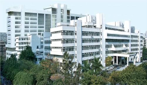 汕头大学医学院第一附属医院口腔科矫正牙齿多少钱
