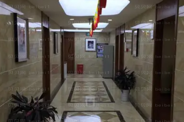 重庆军美双眼皮做得好的医生排行+价目