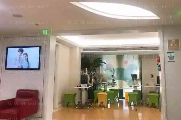 成都瞳仁视康眼科近视眼手术整形专家排名+医生详情介绍公布!