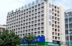 肇庆爱尔眼科医院近视手术专家简介,口碑医生一览