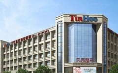 恩施硅胶丰臀前三名医生介绍