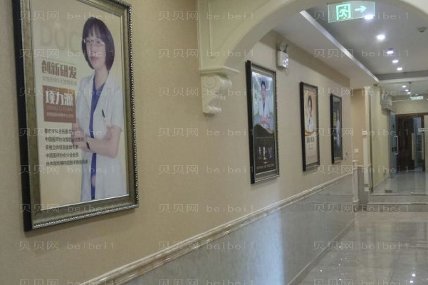 北京英煌自体脂肪填充脸颊能维持多久?