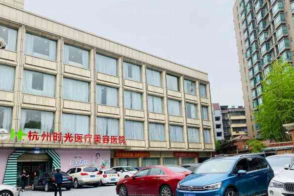 杭州时光厚唇改薄范眉清医生怎么样?