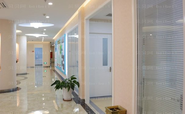 南通摩尔口腔医院单颗牙种植哪位医生好