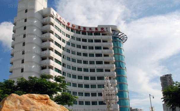 珠海做假体隆胸医院那儿好