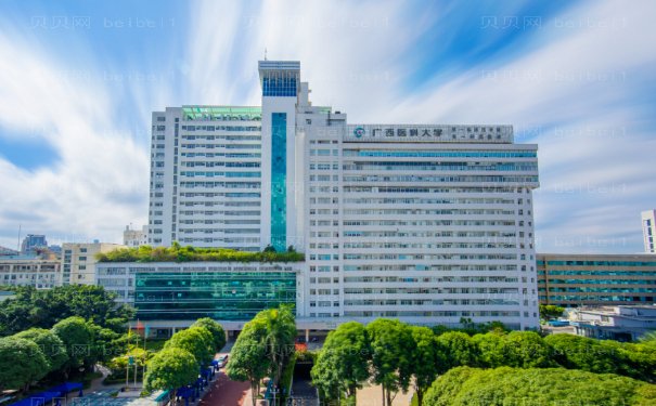 南宁玻尿酸填充卧蚕医院!医院信息+手术价格分享!