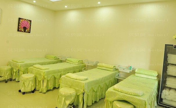 上海伊莱美邱文苑双眼皮做的怎么样？手术价格+野生案例，技术测评
